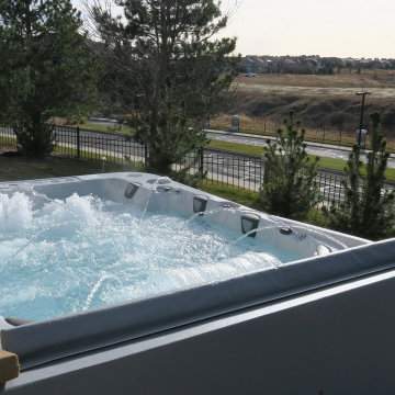 8 to 10 Person Hot Tub