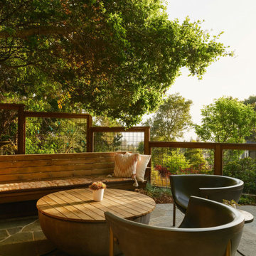 Hilltop Hot Tub Refuge