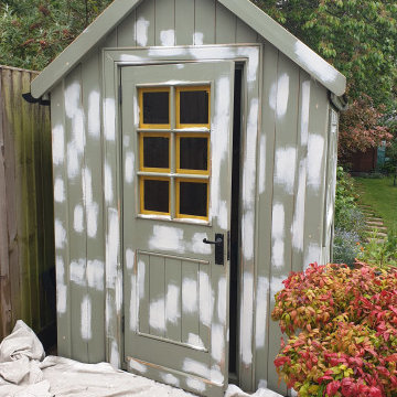 Shed Project in Lichen 19 bespoke hand painting in Southfields SW18