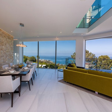 Steel and Glass Home overlooking La Jolla
