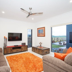 Inverted Abode, FNQ - Windows