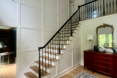 Example of a transitional staircase design in Louisville