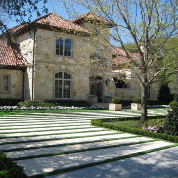 Exteriors by Michael Molthan Luxury Homes