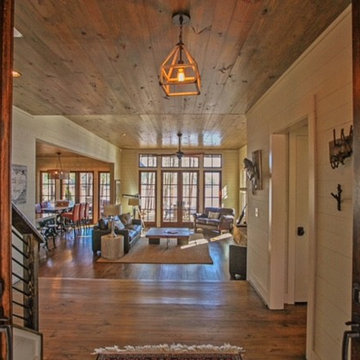 Amber Drive-Lake Home