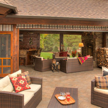 Retractable Screen Wall