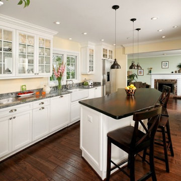 Award Winning Kitchen in Reston, Virginia Touts Curved Island