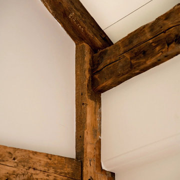 Character White Oak Hardwood Flooring, Cottage Living - Exposed Beams