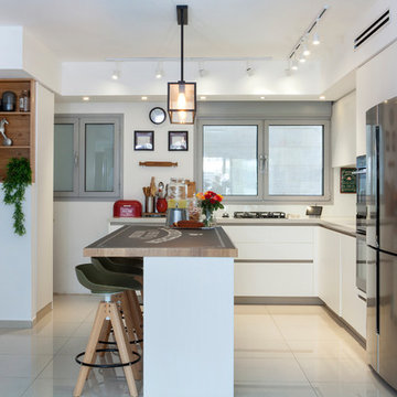 4 bedroom apartment Tel aviv