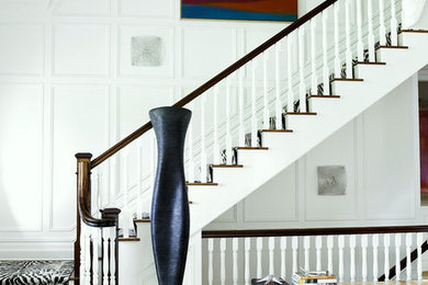 Staircase - traditional staircase idea in New York