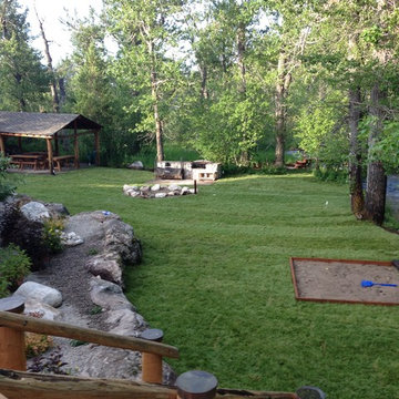 Boulder Rock Projects (Moss Rock/Accent Rocks)