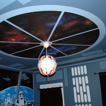 Star Wars: The Force Awakens Murals in a bedroom by Tom Taylor of Mural Art LLC