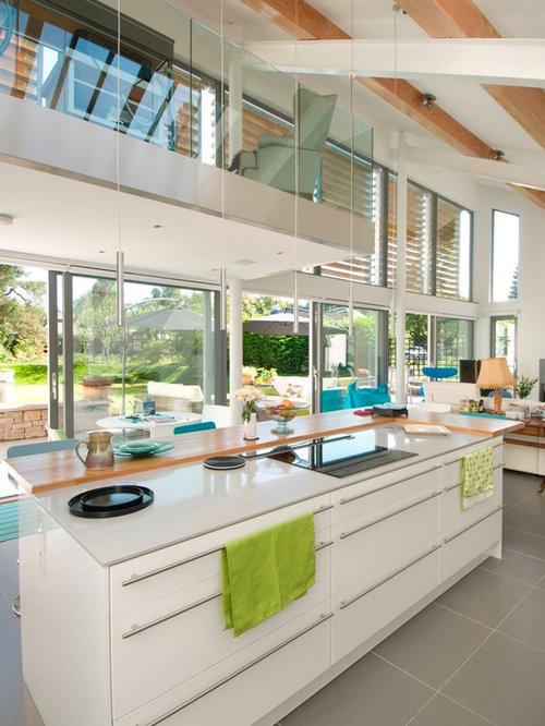 Overlooking Great Room Kitchens