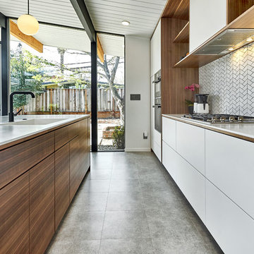 Eichler on Mossbrook