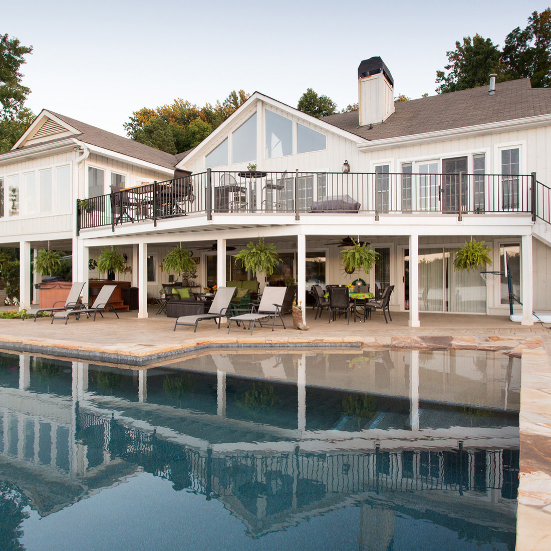 Lake Windward Waterproof Upper Deck