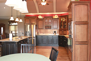 Kitchen - kitchen idea in Other