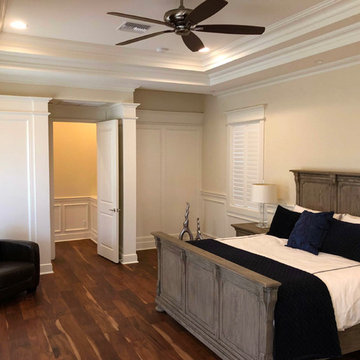 Phoenix Transitional Home - Natural Acacia