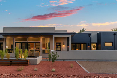 Trendy exterior home photo in Phoenix