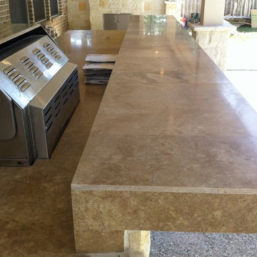 Houston Outdoor Kitchen and Media Area - Long, Narrow Space