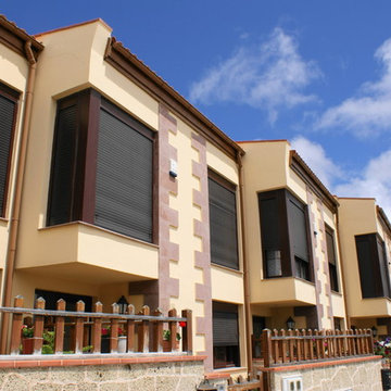 Edificación con 6 Viviendas adosadas
