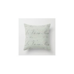 Le Vie en Rose Throw Pillow - Decorative Pillows