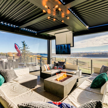 Bearspaw Upper Deck StruXure Pergola with Vanishing TV
