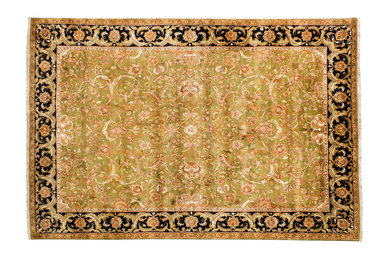 Традиционные шелковые ковры