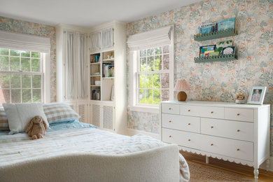 Example of a transitional kids' room design in Minneapolis