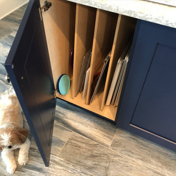Clean Cobalt in a Crisp Kitchen Makeover