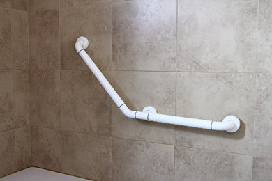 Edge Grab Bars