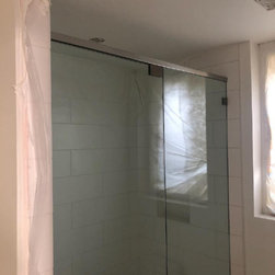 Patero - San Clemente - Shower Doors