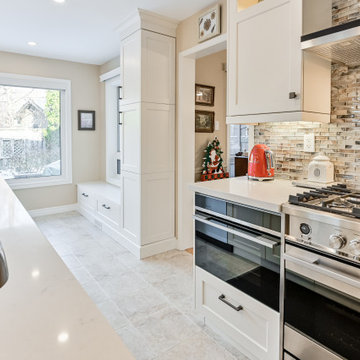 Oakville transitional kitchen