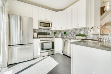 Transitional kitchen photo in DC Metro