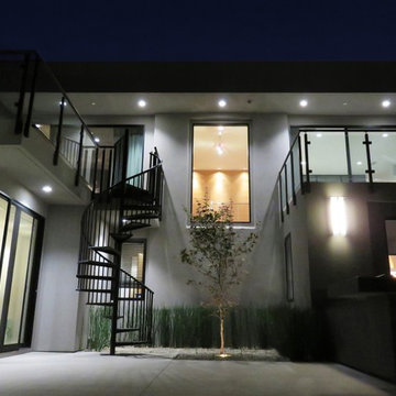 Granada Hills (Modern)