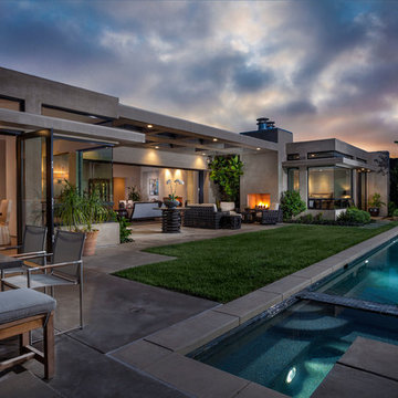 ROXBURY, Corona del Mar: Soft Organic Contemporary
