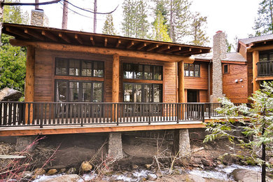 Trendy exterior home photo in Sacramento