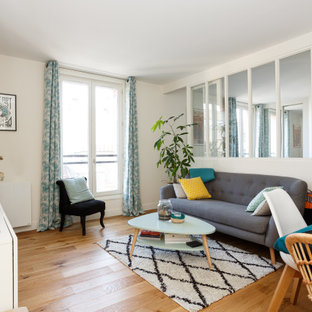 Exemple d'un salon éclectique.