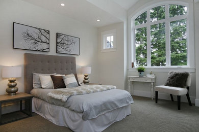 Bedroom photo in Vancouver