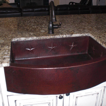 36" Round Front Copper Farmhouse Sink w/Stars by SoLuna