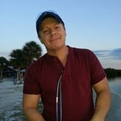 Deanna Hansen Lindquist's photo