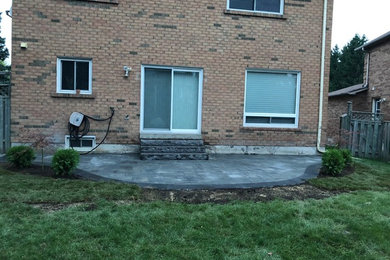 Example of a patio design in Toronto
