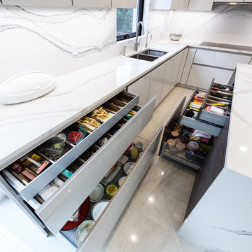 Wintery Leicht Kitchen