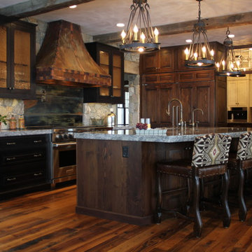 Expansive Country Home for Entertaining in Rustic Luxury