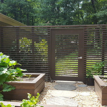 Mid-century Modern Courtyard, installed by Garden Environments