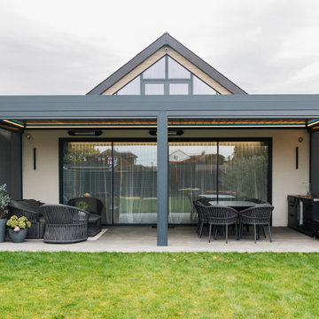 Bioclimatic Retractable Pergola