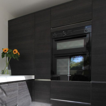 DELUXE KITCHEN