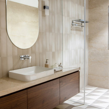 A CLASSIC-CONTEMPORARY ABODE