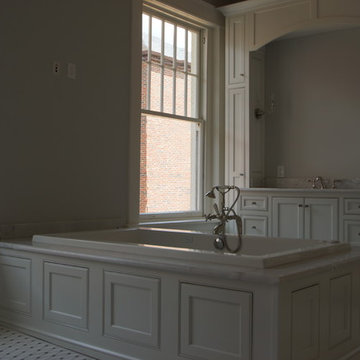 Bathroom/Laundry Room