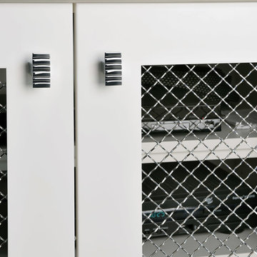 Wall Unit For the Organized