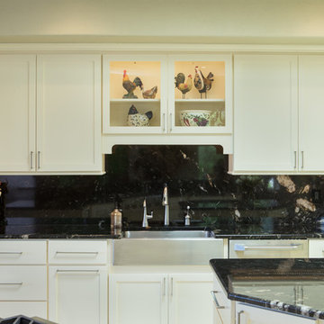 Clean Classic Style Kitchen