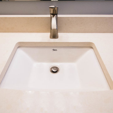 Mandarin Riverfront Guest Bath